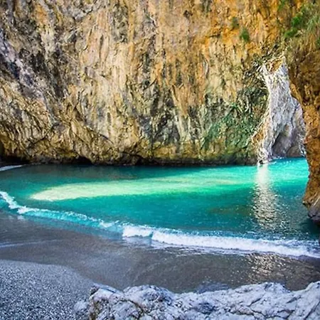 Edil Blu 600 M Dalla Spiaggia Appartamento
